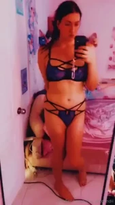 Just made a secret ig account plz follow i ll be dropping a 60 sec vid