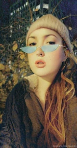 Ugh i have a problem i can t go anywhere without getting horny