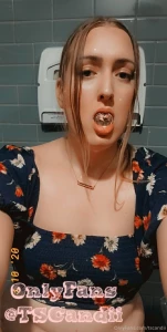 Throwbacktuesday to when a mistress ordered me to walk around in