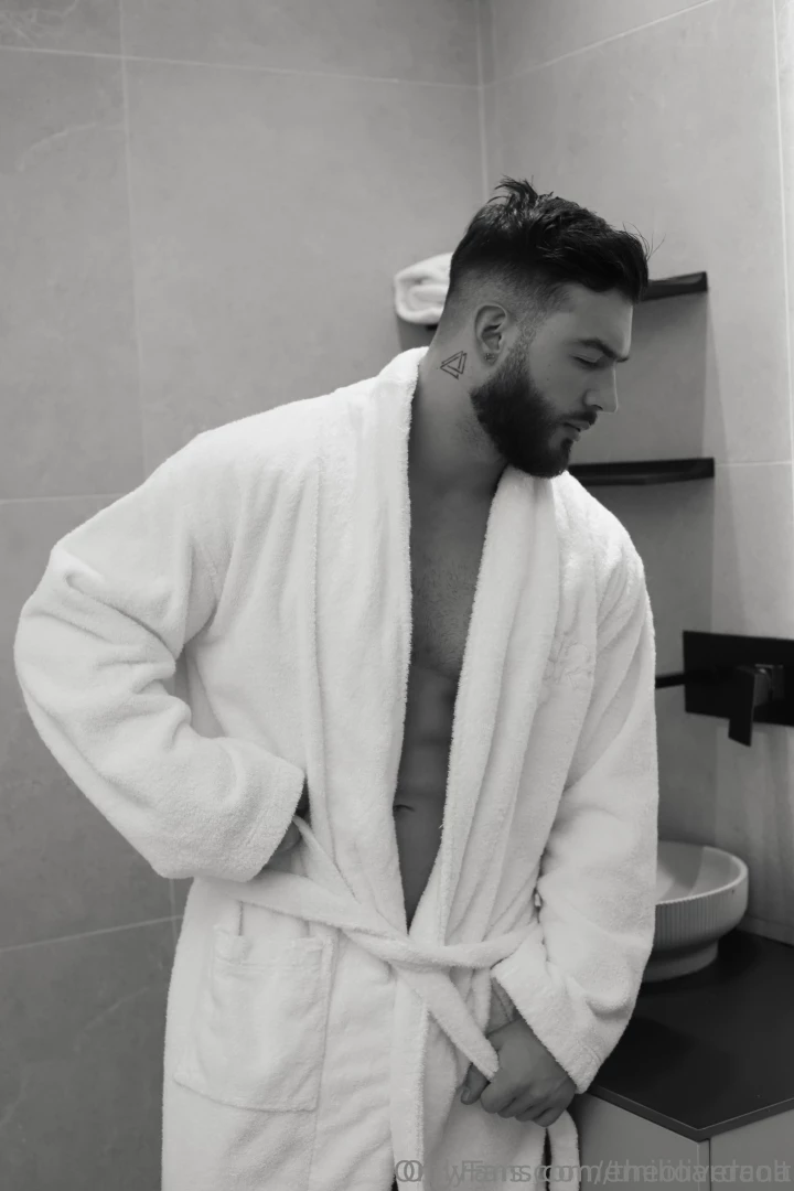 Sexy latin model 60 off start now to be part of my most intimate 