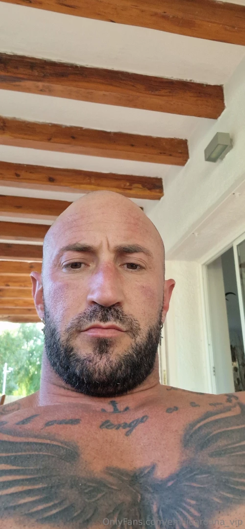 Give it a like and send me a private message i want to talk to you 