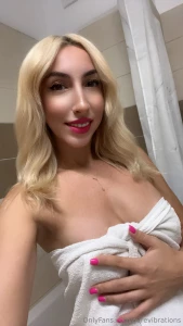 Hi sweetie i wish you a wonderful day
