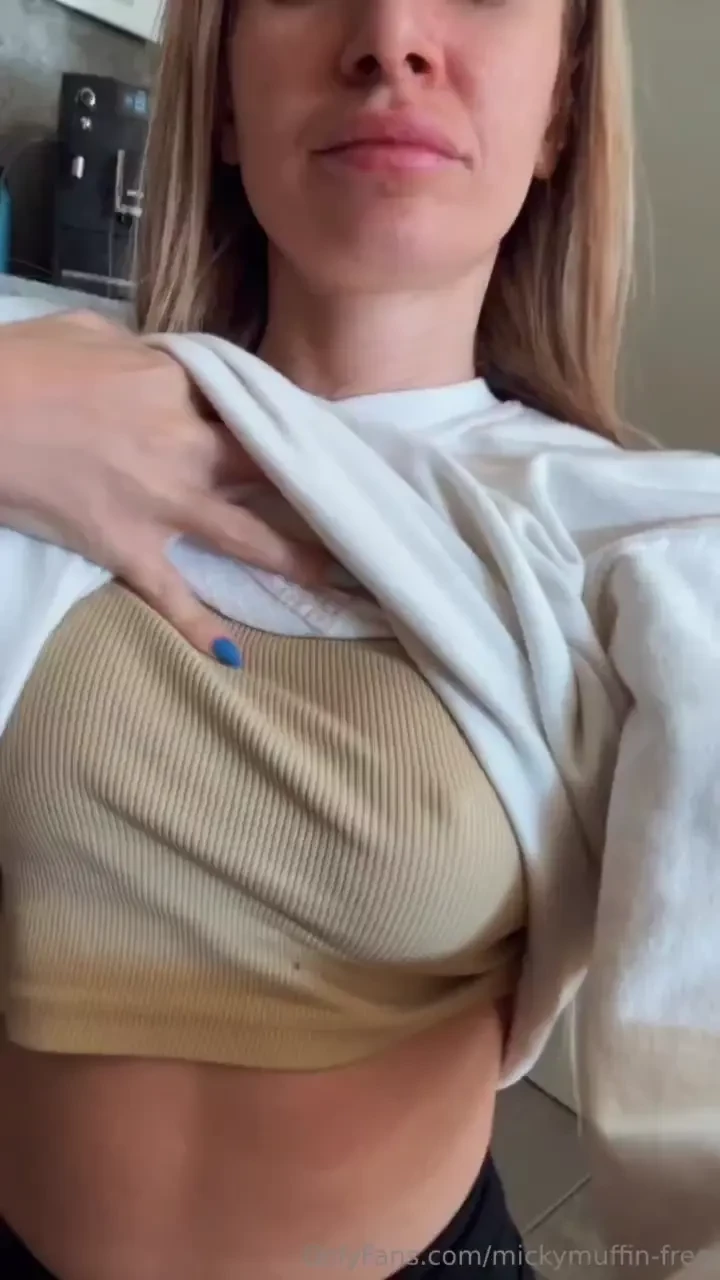 Why are my nippels hard 