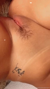 Tbt de quando estava com o cabelo pintado de rosa e com pelinhos na part 1