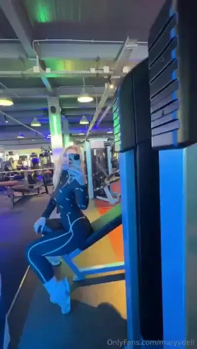 Hey my amazing loves you re watching me in my element today giving it 