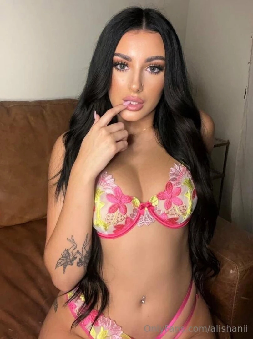 Raelynn77 waits for you on her page welcome to your daily dose of part 154 