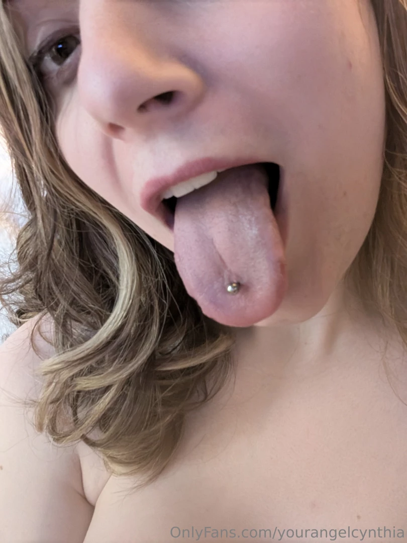I m gonna be your bubblegum bitch upload 1 2 of the day keep an eye part 2 