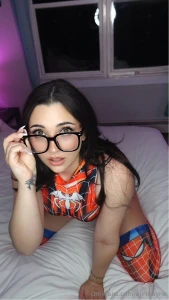 Glasses or nah part 4