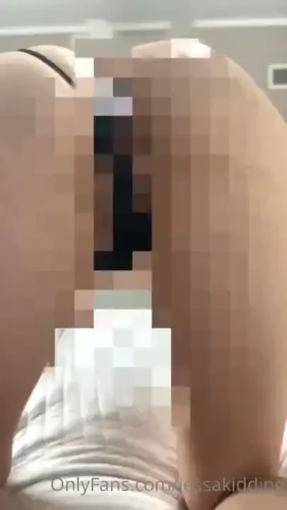 Butt plug videeeeoooo first ever so check your messages you heard that 