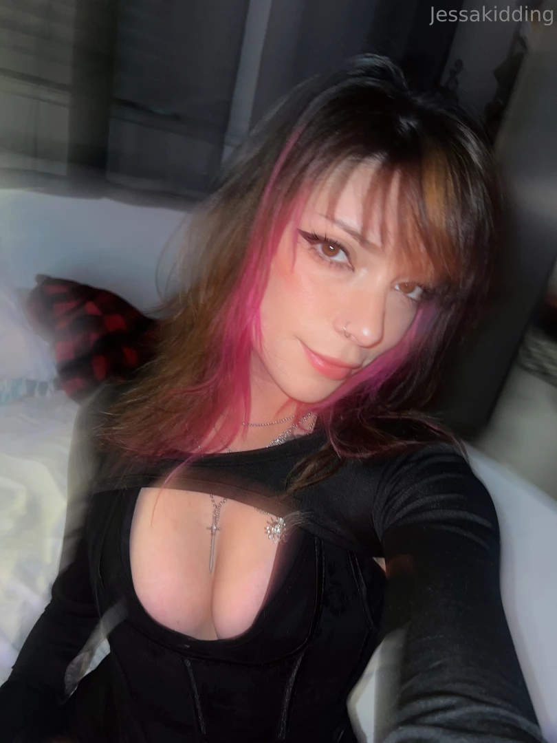 Selfie spam because i left my house i don t really go outside unless part 2 