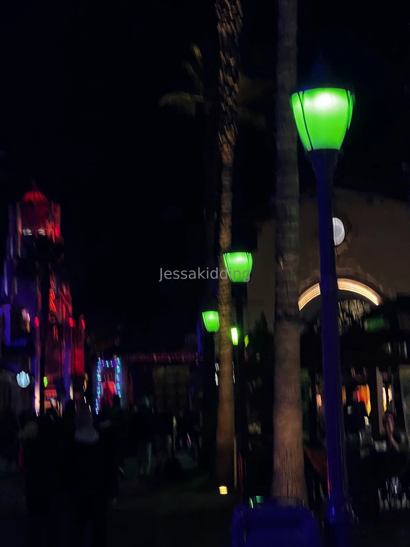 Last day of halloween horror nights have you been able to go if you re part 3 