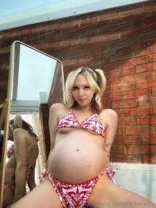 Kiss my bump part 1