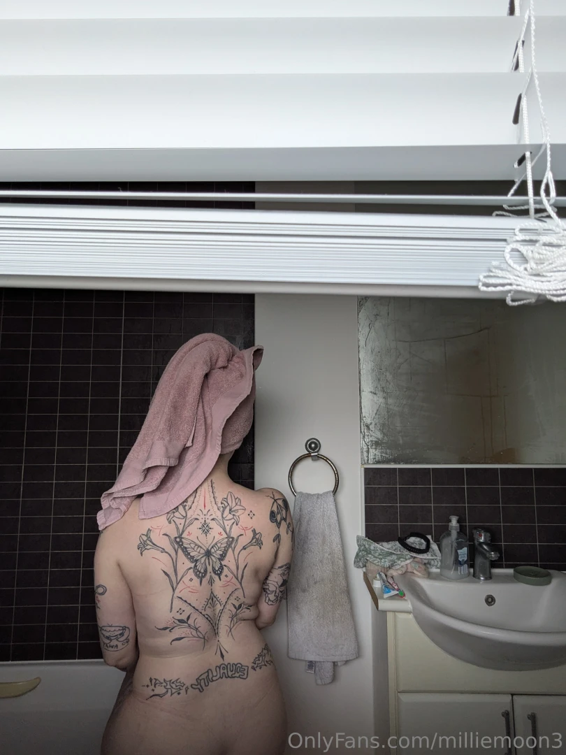 What you d see through my bathroom window xx part 3 