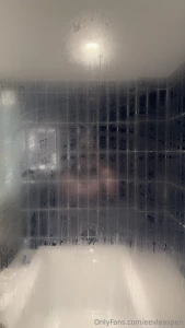 I posted this the second pic on snap but wanted to give you the non