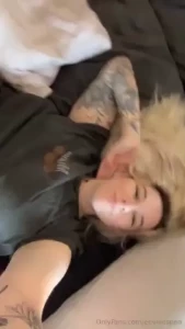 Good morning from a bed head eevie