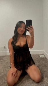 I m very easy to please just buy me gifts amp tell me i m pretty my