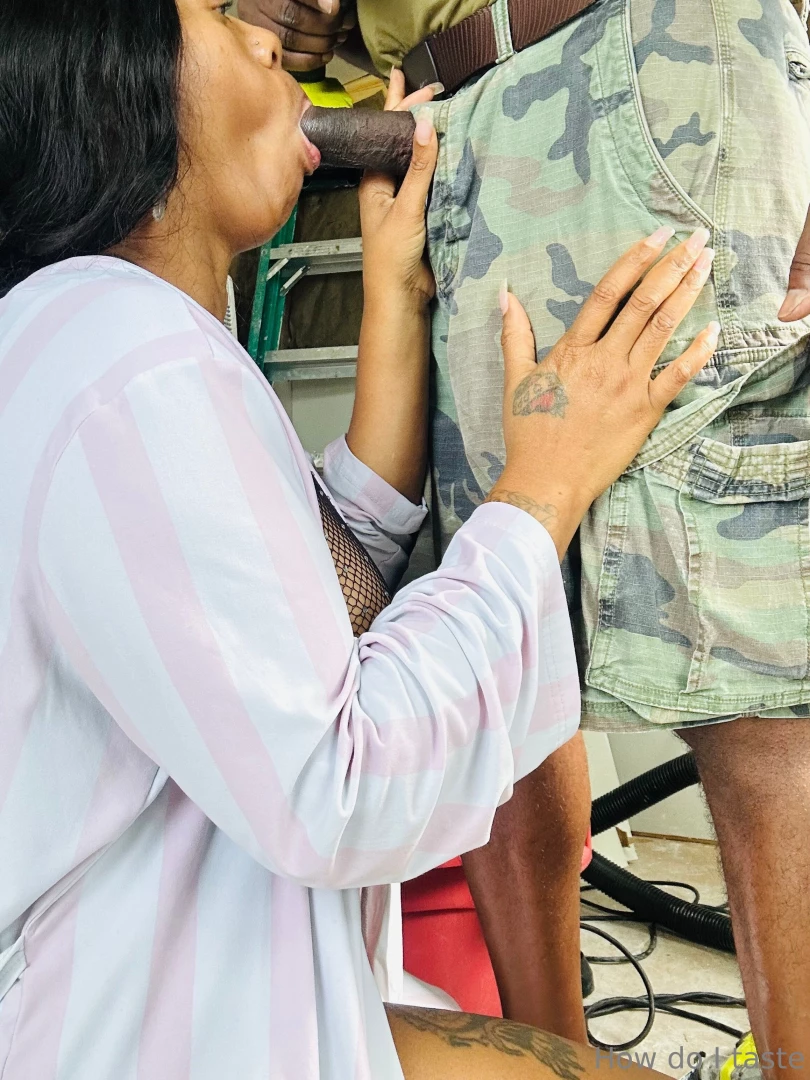 Yessss right here i feel something in my throat 