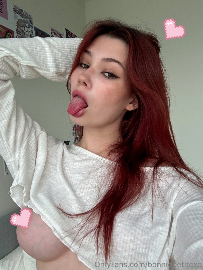 What r u up to rn i m feeling extra curious drop smth in my dms n lets 
