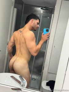 What is your favorite angle for me to take a photo leave it in a