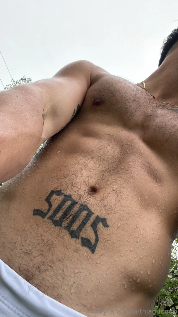 Si te calienta la idea de tenerme solo para vos est s en el lugar 