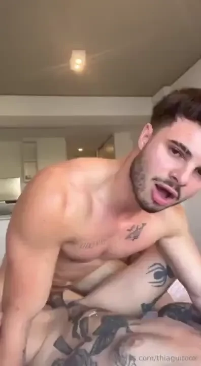 Can you help me by choosing the best clip for you me puedes ayudar part 2 