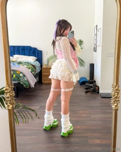 Another outfit that i wore the other day while filming i still can t