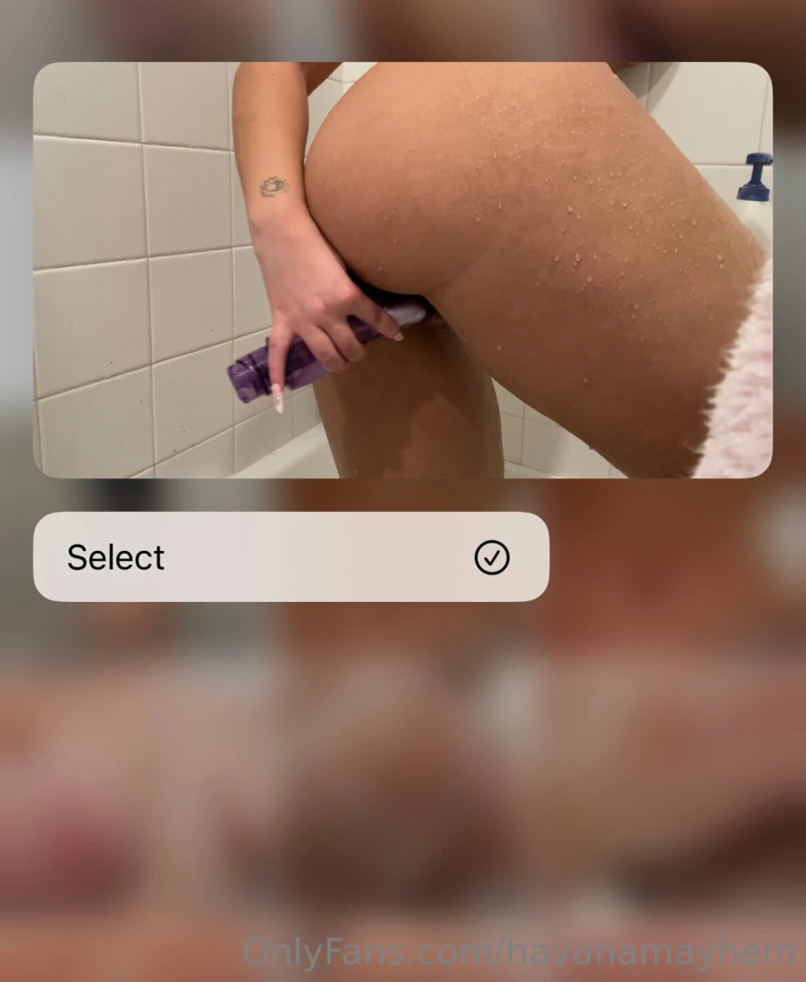 Rose toy or vibrating dildo 