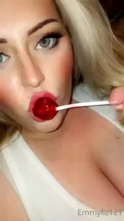 Wanting do this with my tongue but somewhere else 