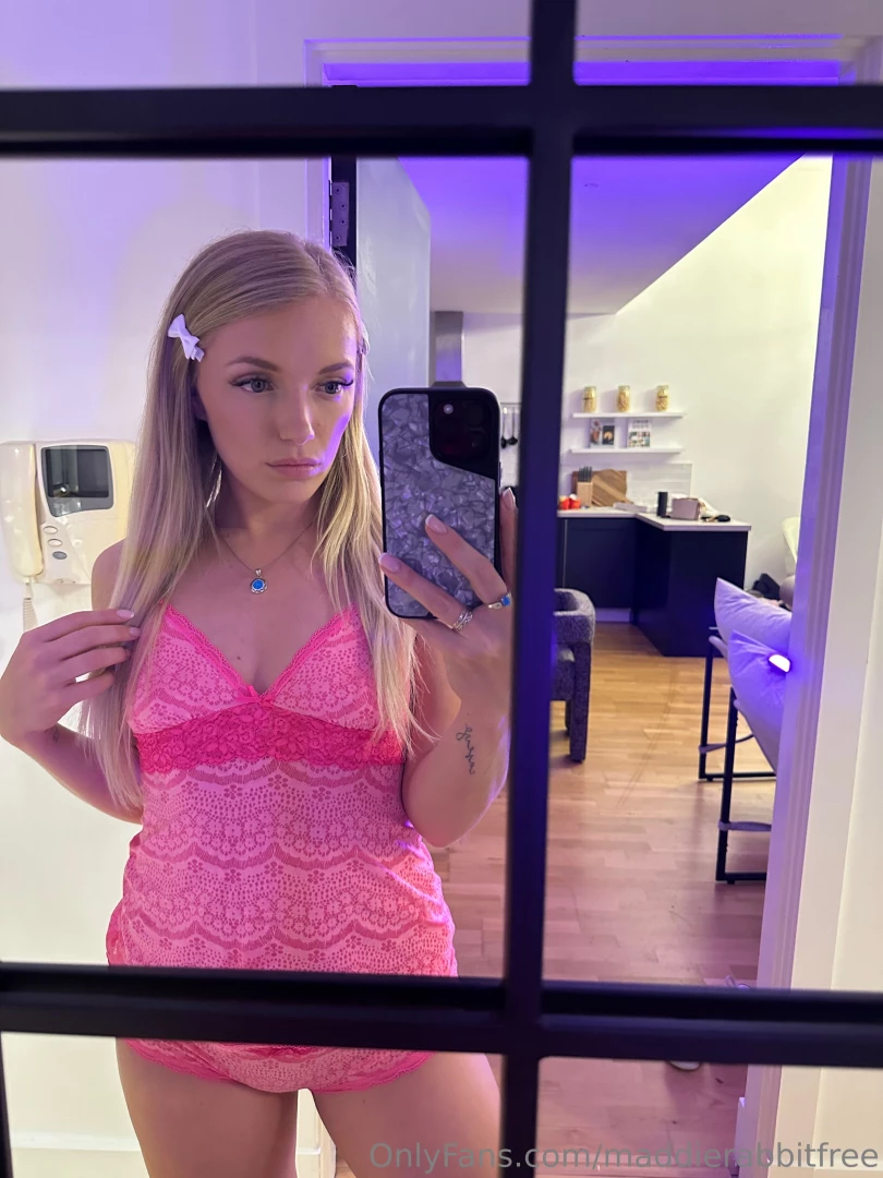 Do i look like a cute good girl 