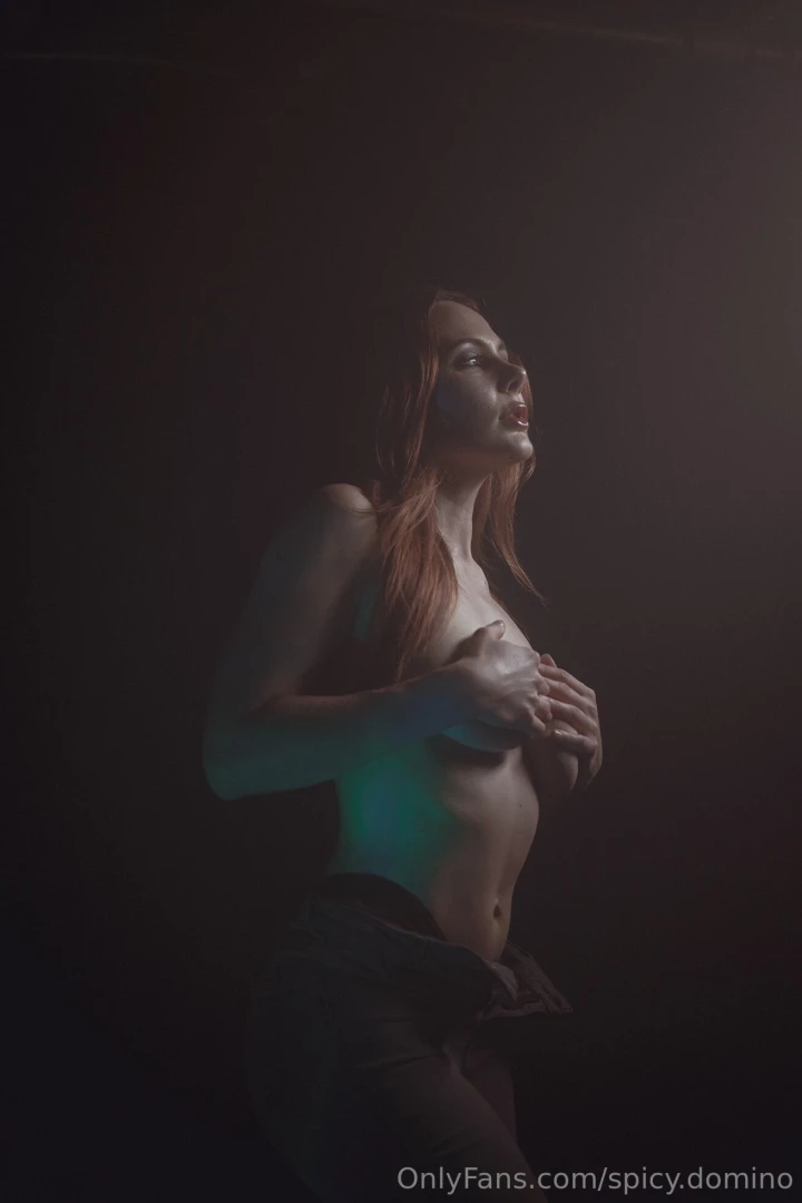 Hi can you hold these for a sec 