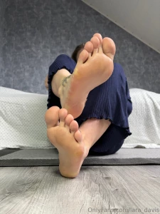 Happy new year bitches tell me you wishes for 2025