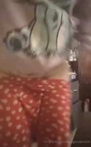 Sent this to kyle via snapchat probably why the video jumps a lil