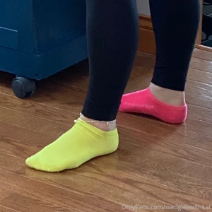 Here are some pics for all you sock feet lovers fun fact kyle has a part 5