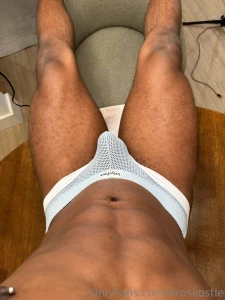 Who wants to service me part 1