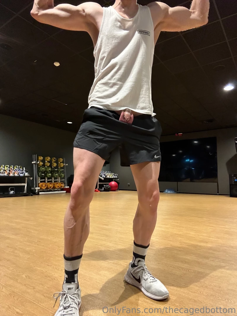 Your locked slut at the gym 
