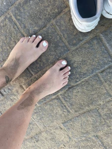 Piedini tutti insabbiatii chi viene a ripulirli part 1