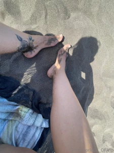 Eccomi tornata io sono sempre in vacanza come una dea merita voi come