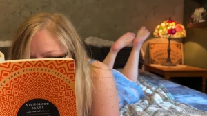 Want me to read you a sexy story in the pose i just posted the full 8