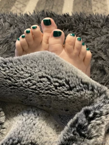 Last day of pto - i want someone to come play in bed with me if you re