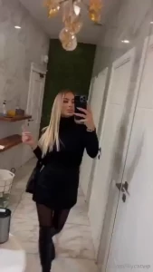 What makes a girl happy a new handbag and boots