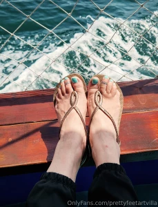 Happy sunday i bet you wanna be close to my feet on that boat what part 2