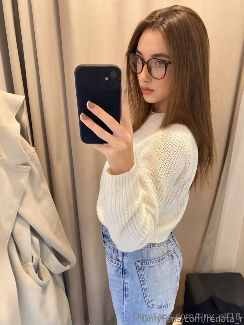 Free to subscribe renata_r this 18yo cute girl is able to do something part 472 