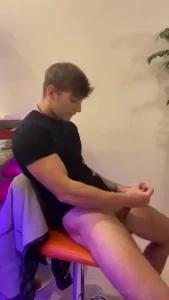 Will you help me out why i eat dinner