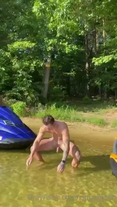 I was getting really hot in the sun so i needed to cool down a little 