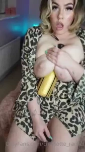 How long could your dick last between these tits