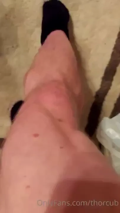 Was out working packing the apartment again calves got pumped thought 