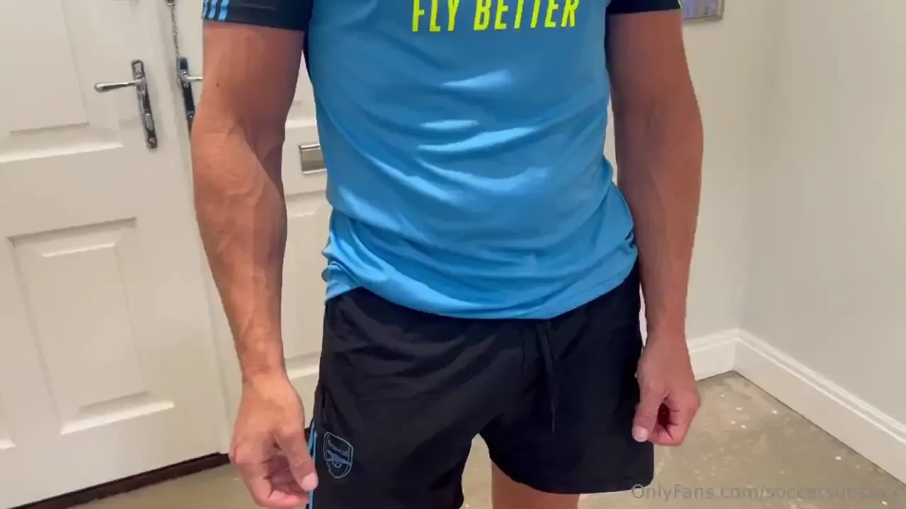 Check out this naughty fuck 