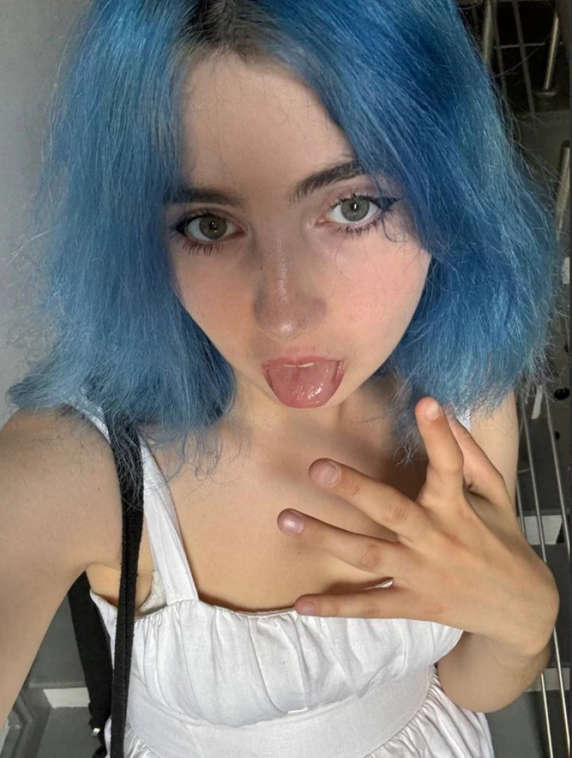 Darcy_moon_shadow wanna check what my mouth can do with your dick just part 8 