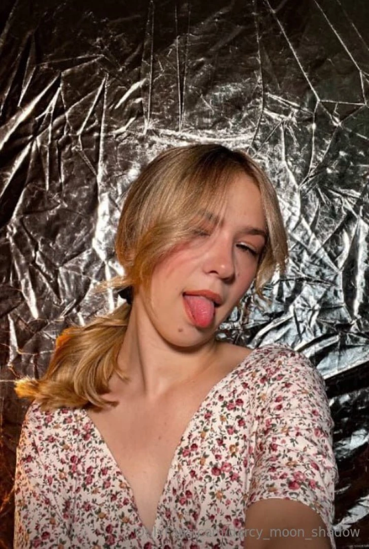She pretty_ruby has the pinkest pussy on of be a good daddy and check part 47 