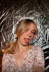 She pretty_ruby has the pinkest pussy on of be a good daddy and check part 47